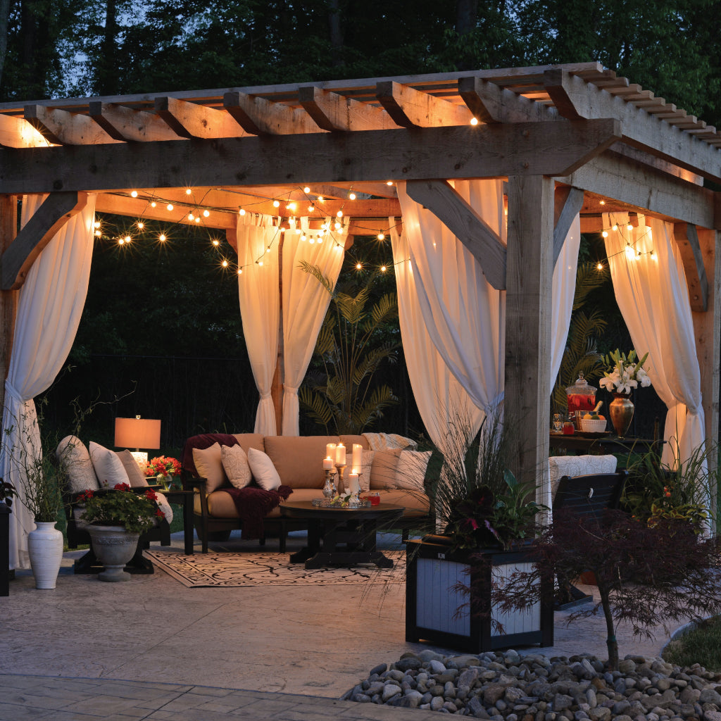 Valentine’s Day Lighting Decorations with Holiday Spirits